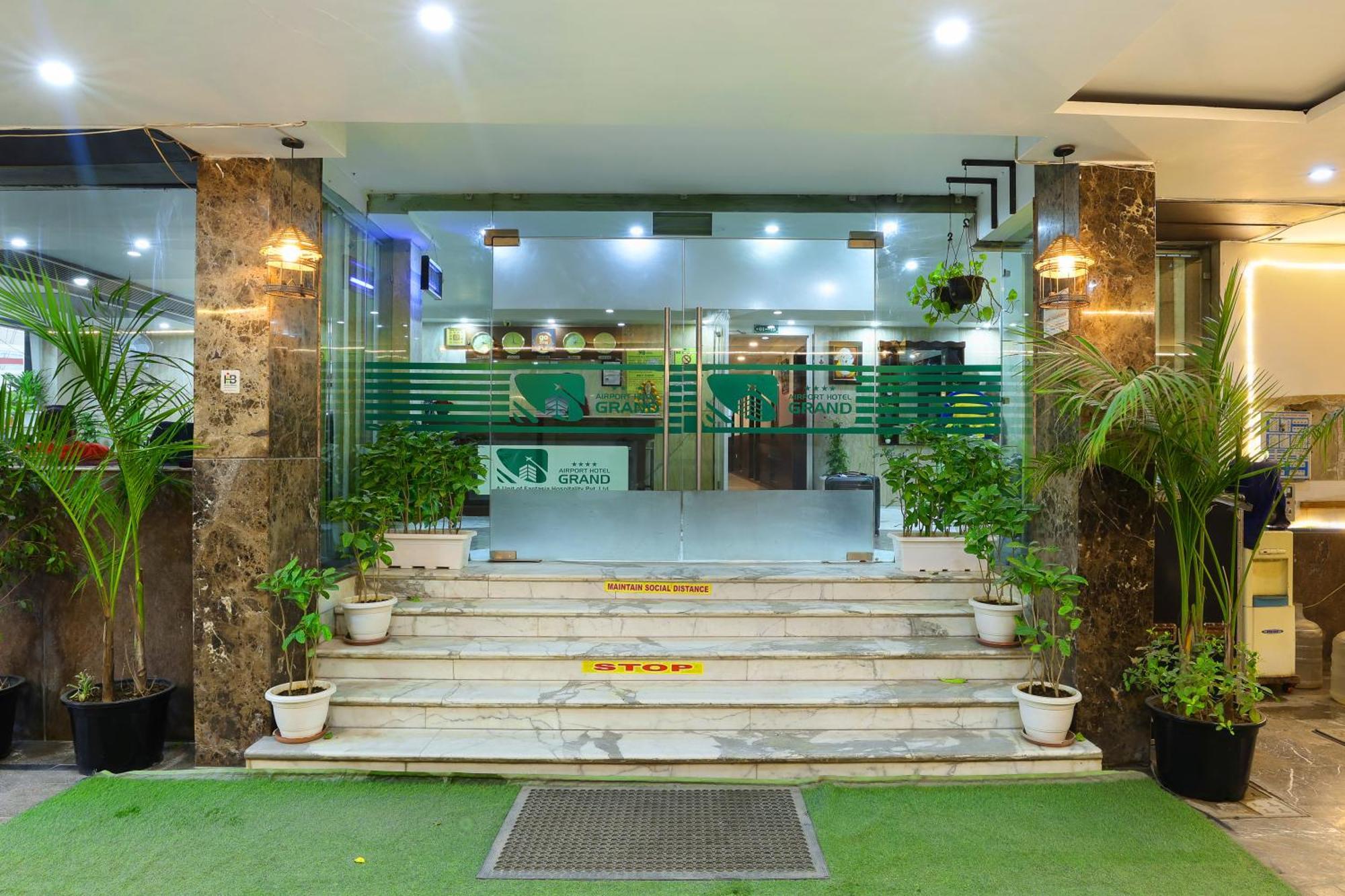 Airport Hotel Grand By Fantasia Nové Dillí Exteriér fotografie